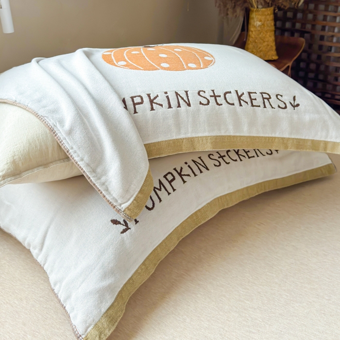 91家纺网 家纺一手货源 找家纺 乐家毛巾被（工厂自产自销） 2026新款全棉纯棉四层纱布枕巾 南瓜派对