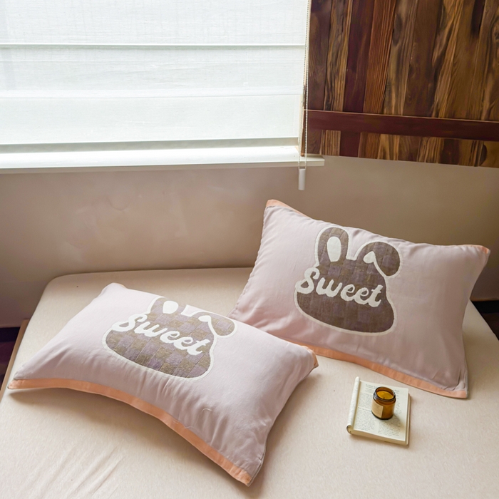 91家纺网 家纺一手货源 找家纺 乐家毛巾被（工厂自产自销） 2026新款全棉纯棉四层纱布枕巾 甜心兔