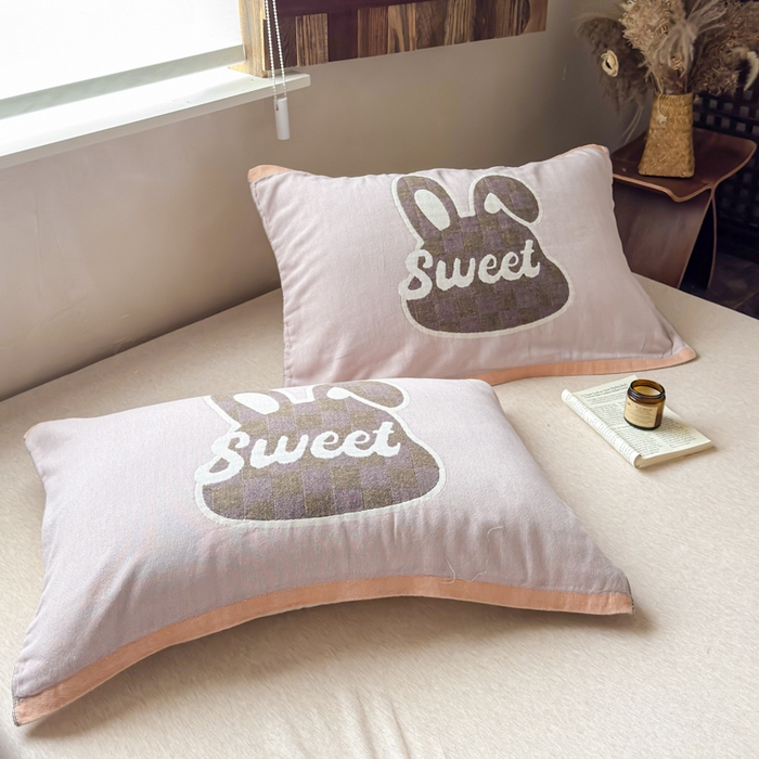 91家纺网 家纺一手货源 找家纺 乐家毛巾被（工厂自产自销） 2026新款全棉纯棉四层纱布枕巾 甜心兔