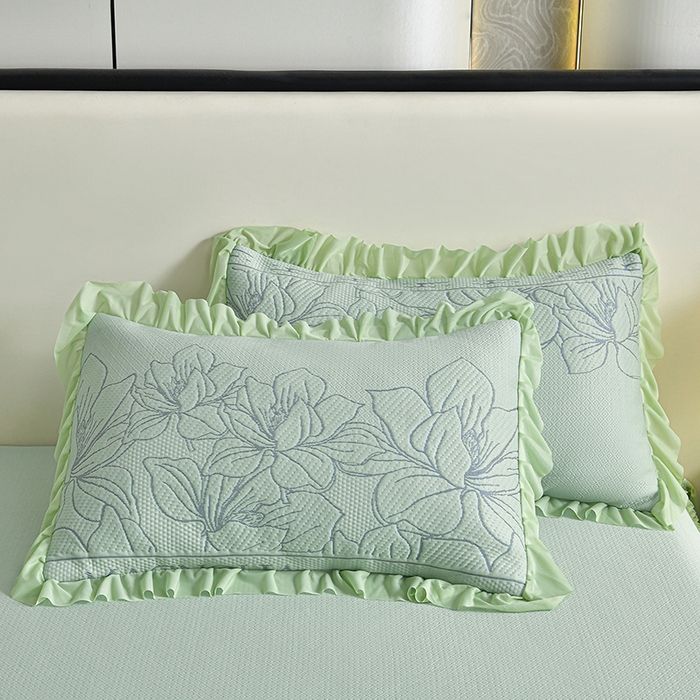 91家纺网 家纺一手货源 找家纺 畅畅家纺 2026新款聚乙烯中分子凉感冰感凉豆豆凉席席子床裙三件套-欧式伴夏 伴夏-绿