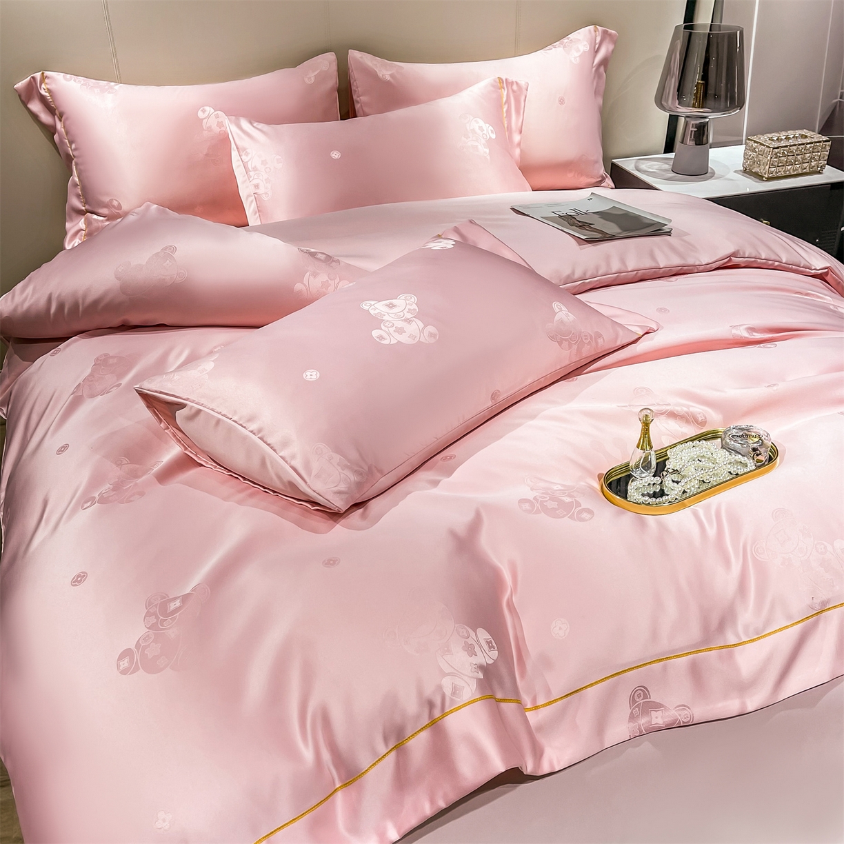 91家纺网 家纺一手货源 找家纺 （总）经年 2026新款60S贡缎提花水洗真丝四件套