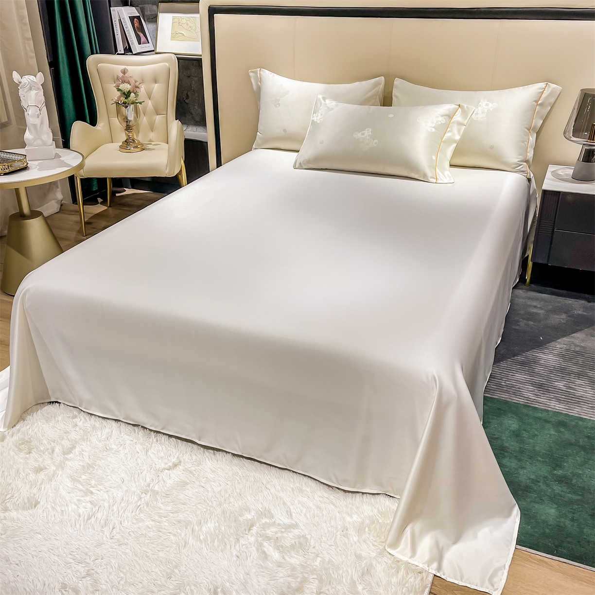 91家纺网 家纺一手货源 找家纺 经年 2026新款60S贡缎提花水洗真丝四件套 潮流熊-米白