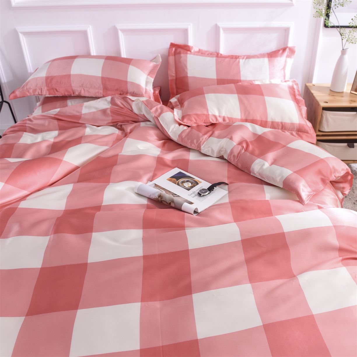 91家纺网 家纺一手货源 找家纺 经年 2026年条纹丝绸冰丝四件套 红白大格