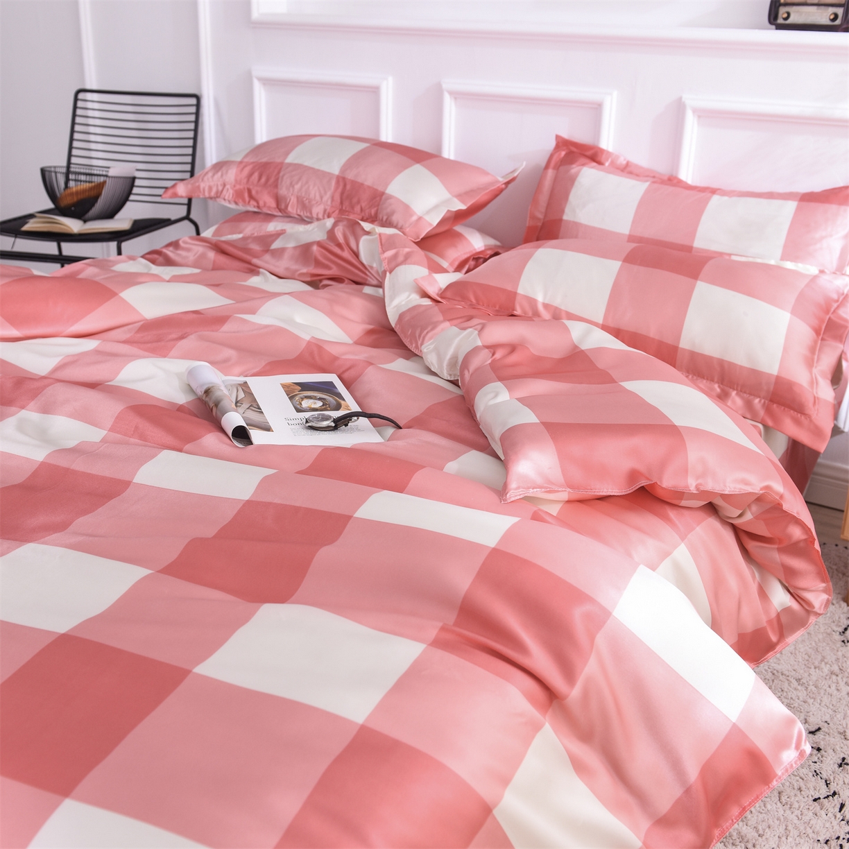 91家纺网 家纺一手货源 找家纺 经年 2026年条纹丝绸冰丝四件套 红白大格