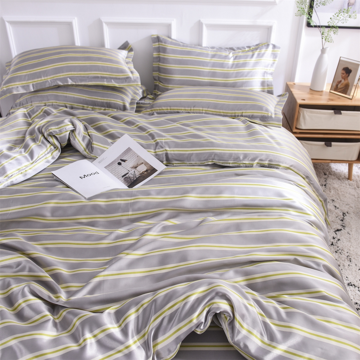 91家纺网 家纺一手货源 找家纺 经年 2026年条纹丝绸冰丝四件套 灰绿细条