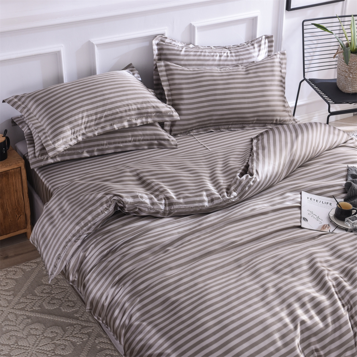 91家纺网 家纺一手货源 找家纺 经年 2026年条纹丝绸冰丝四件套 咖啡中条