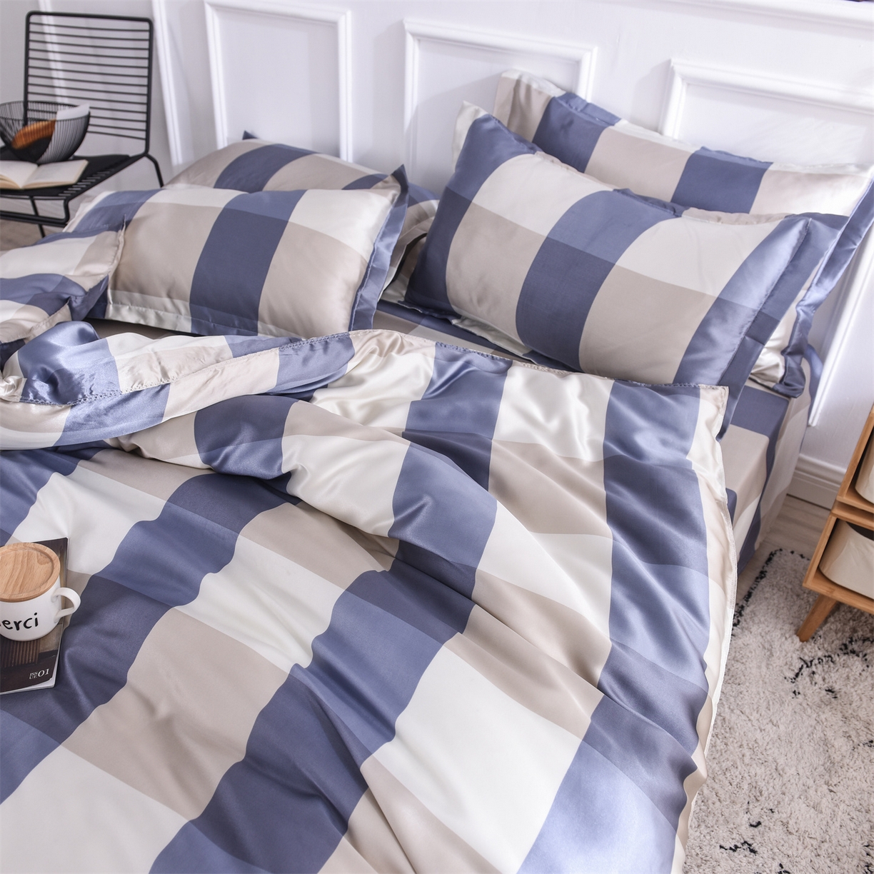 91家纺网 家纺一手货源 找家纺 经年 2026年条纹丝绸冰丝四件套 蓝白大格