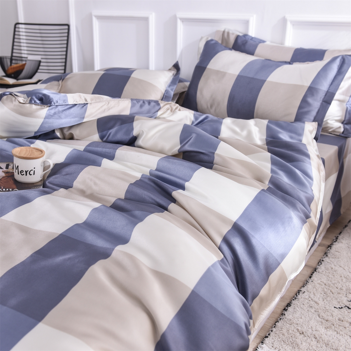 91家纺网 家纺一手货源 找家纺 经年 2026年条纹丝绸冰丝四件套 蓝白大格