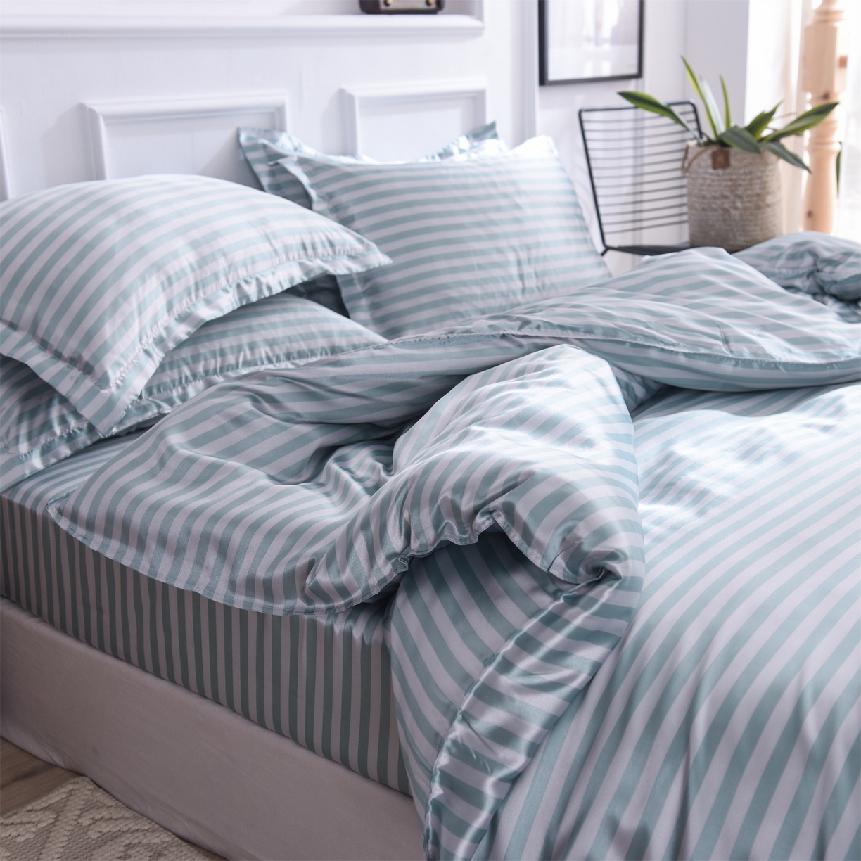 91家纺网 家纺一手货源 找家纺 经年 2026年条纹丝绸冰丝四件套 浅绿中条