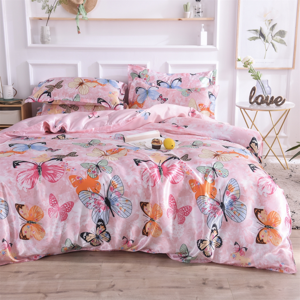 91家纺网 家纺一手货源 找家纺 经年 2026新款印花丝绸冰丝四件套 蝴蝶飞舞