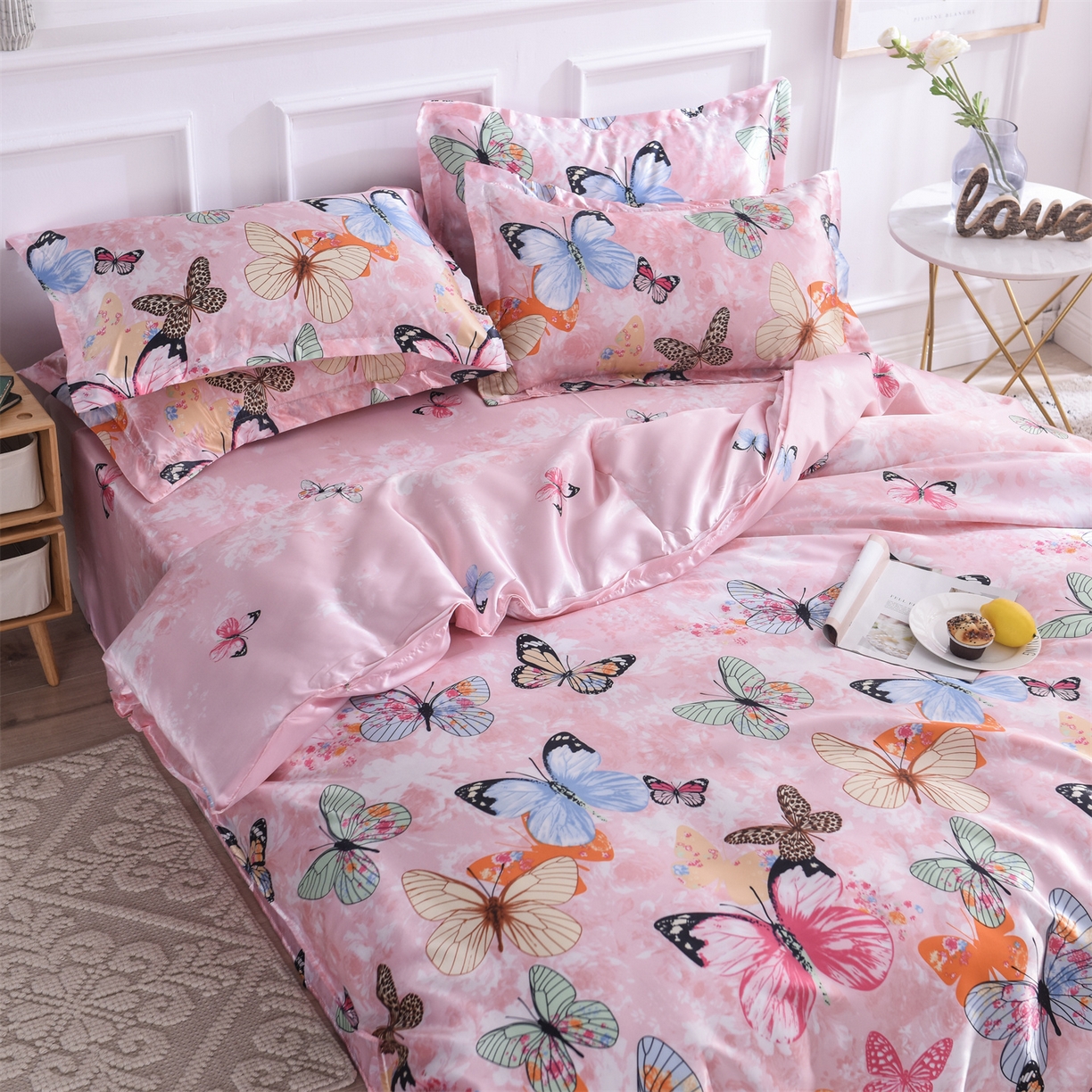 91家纺网 家纺一手货源 找家纺 经年 2026新款印花丝绸冰丝四件套 蝴蝶飞舞