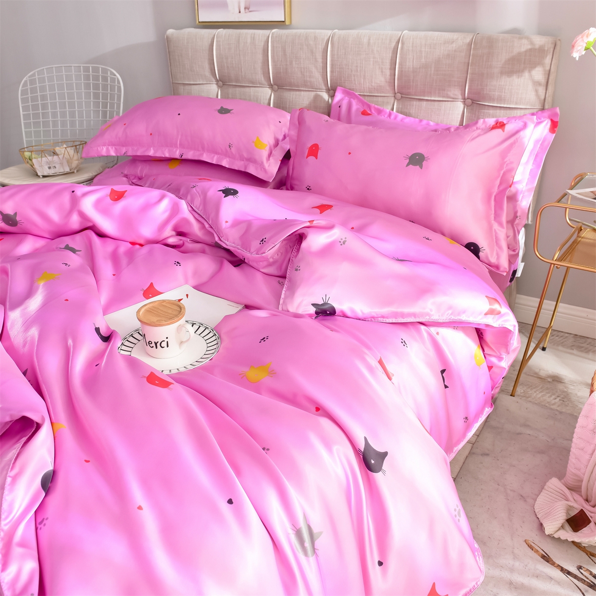 91家纺网 家纺一手货源 找家纺 经年 2026新款印花丝绸冰丝四件套 喵星人