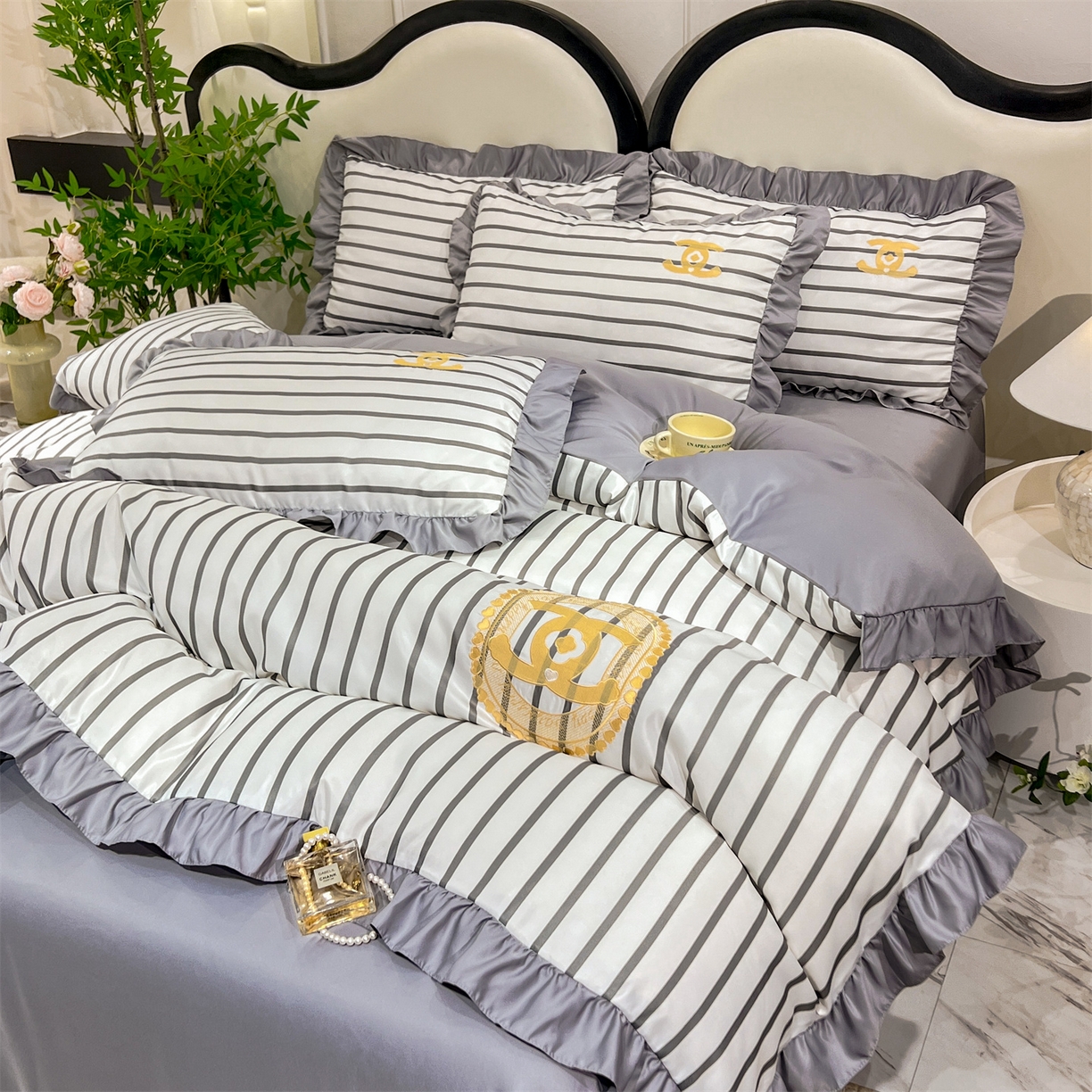 91家纺网 家纺一手货源 找家纺 经年 2026新款水洗真丝韩版四件套 浅夏-灰