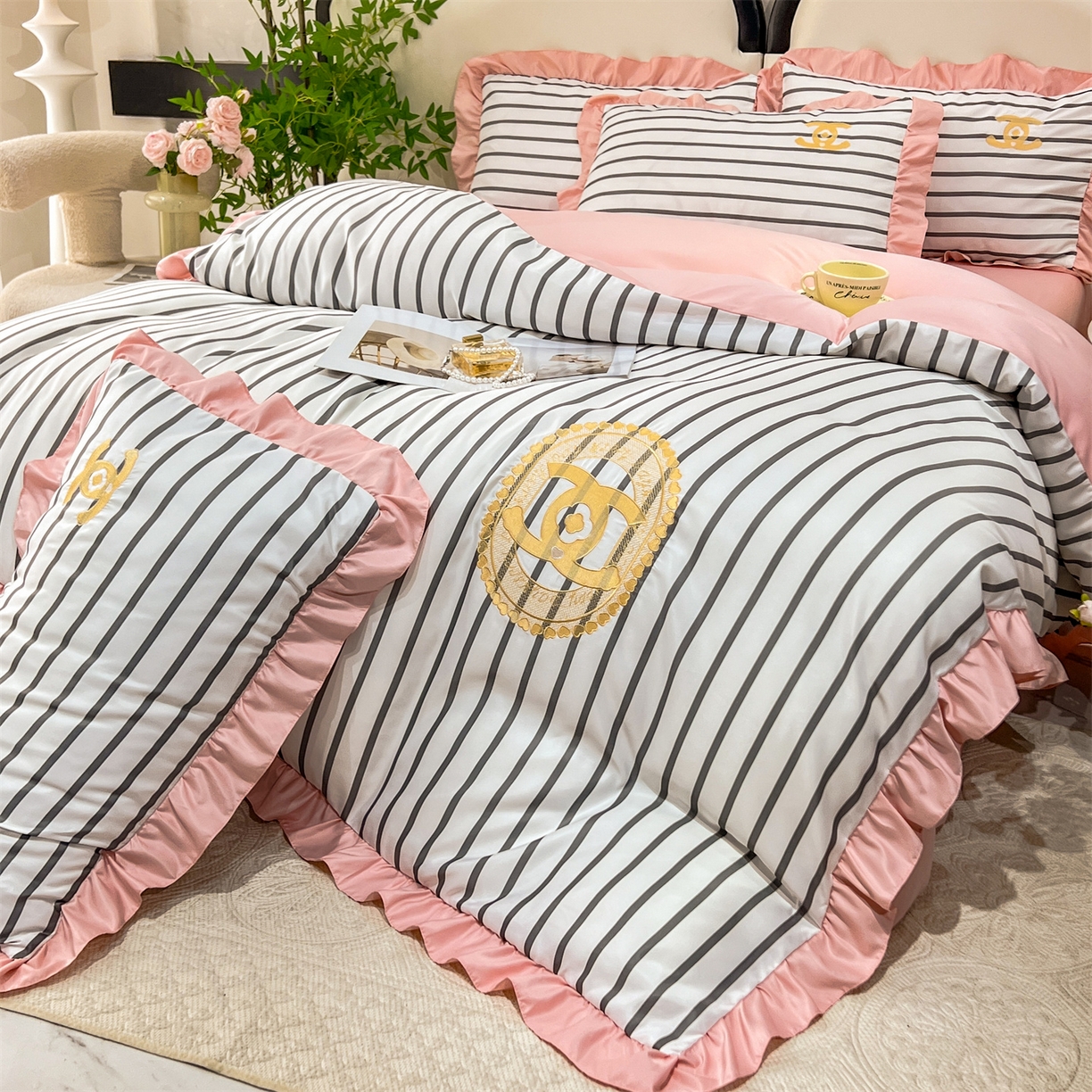 91家纺网 家纺一手货源 找家纺 经年 2026新款水洗真丝韩版四件套 浅夏-灰玉