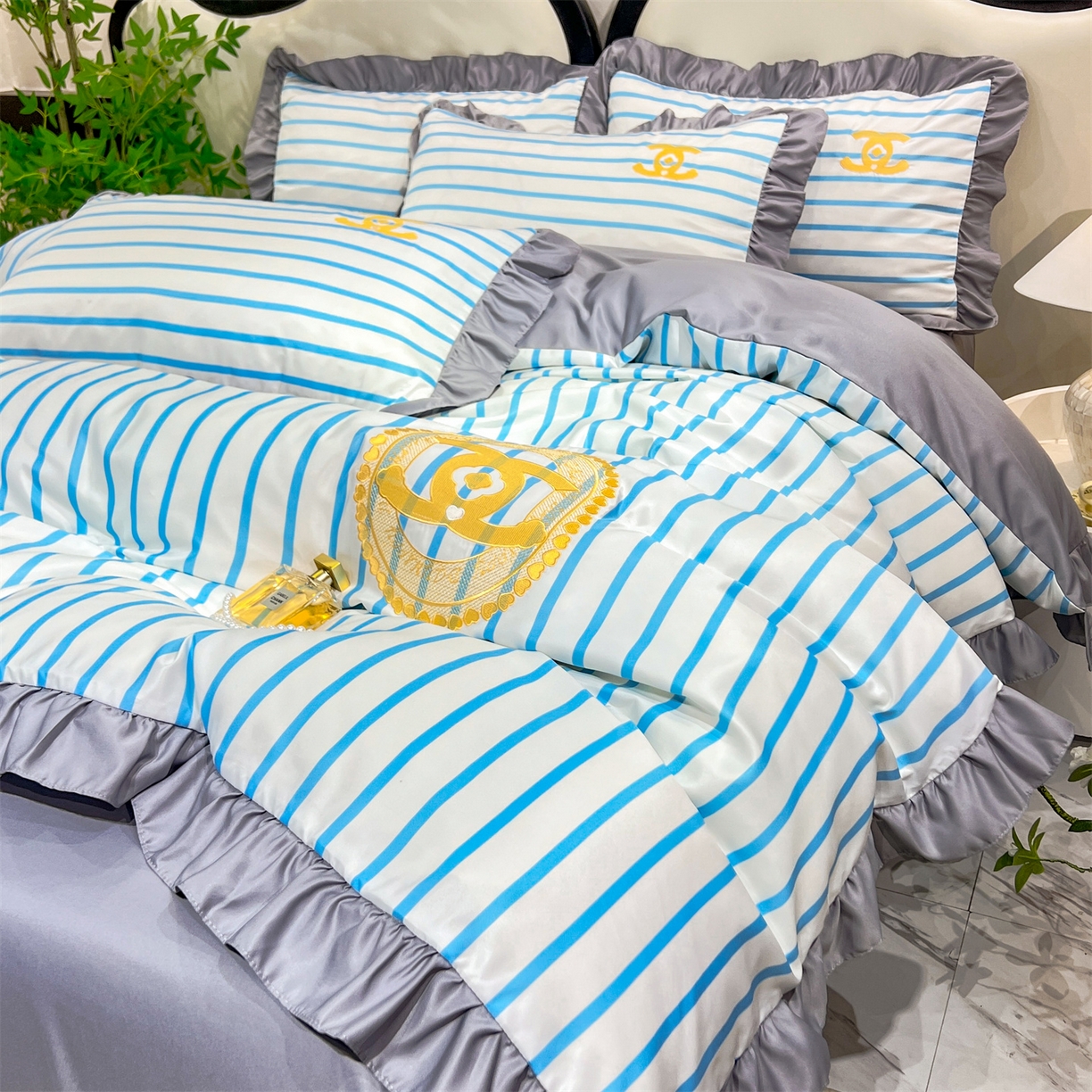 91家纺网 家纺一手货源 找家纺 经年 2026新款水洗真丝韩版四件套 浅夏-蓝灰