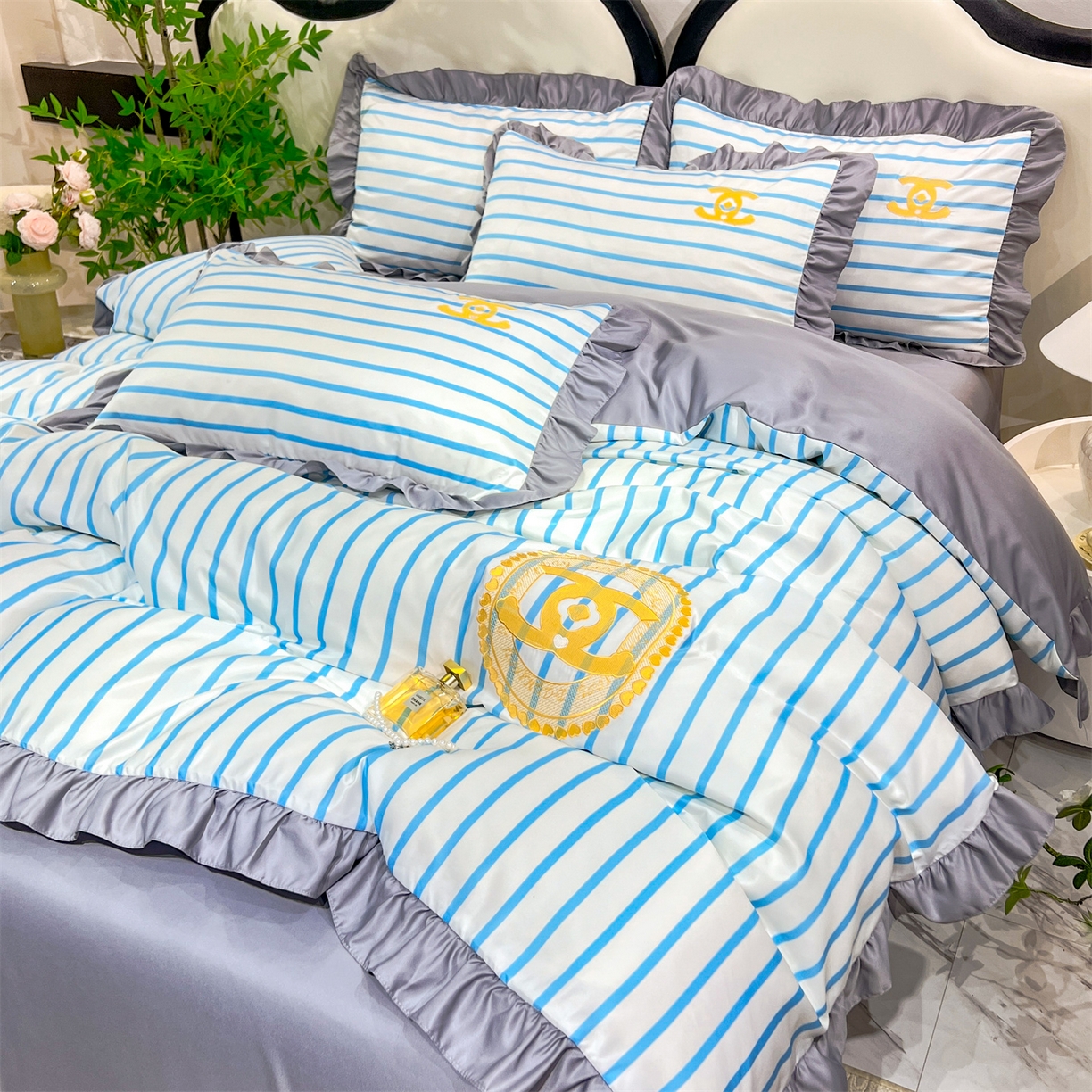 91家纺网 家纺一手货源 找家纺 经年 2026新款水洗真丝韩版四件套 浅夏-蓝灰