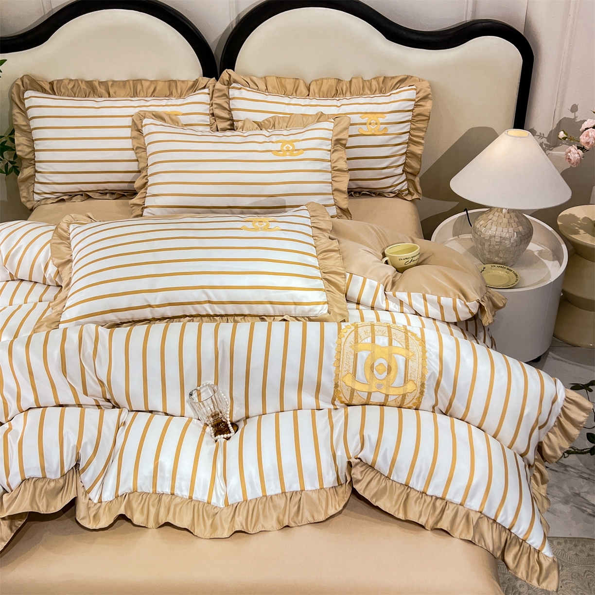 91家纺网 家纺一手货源 找家纺 经年 2026新款水洗真丝韩版四件套 浅夏-香槟