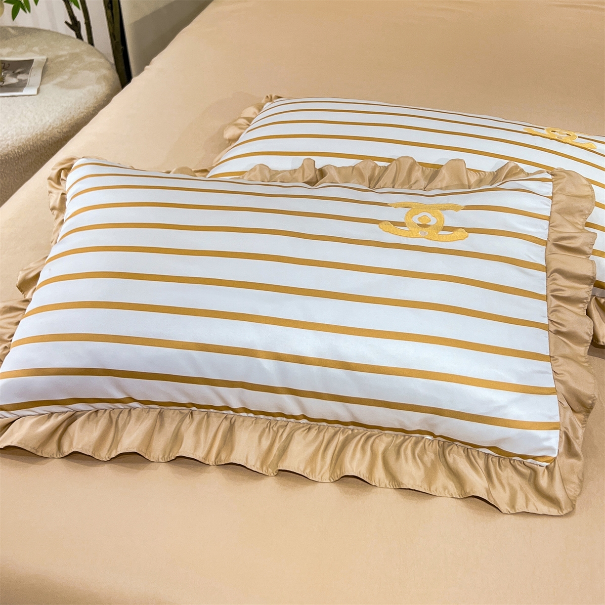 91家纺网 家纺一手货源 找家纺 经年 2026新款水洗真丝韩版四件套 浅夏-香槟