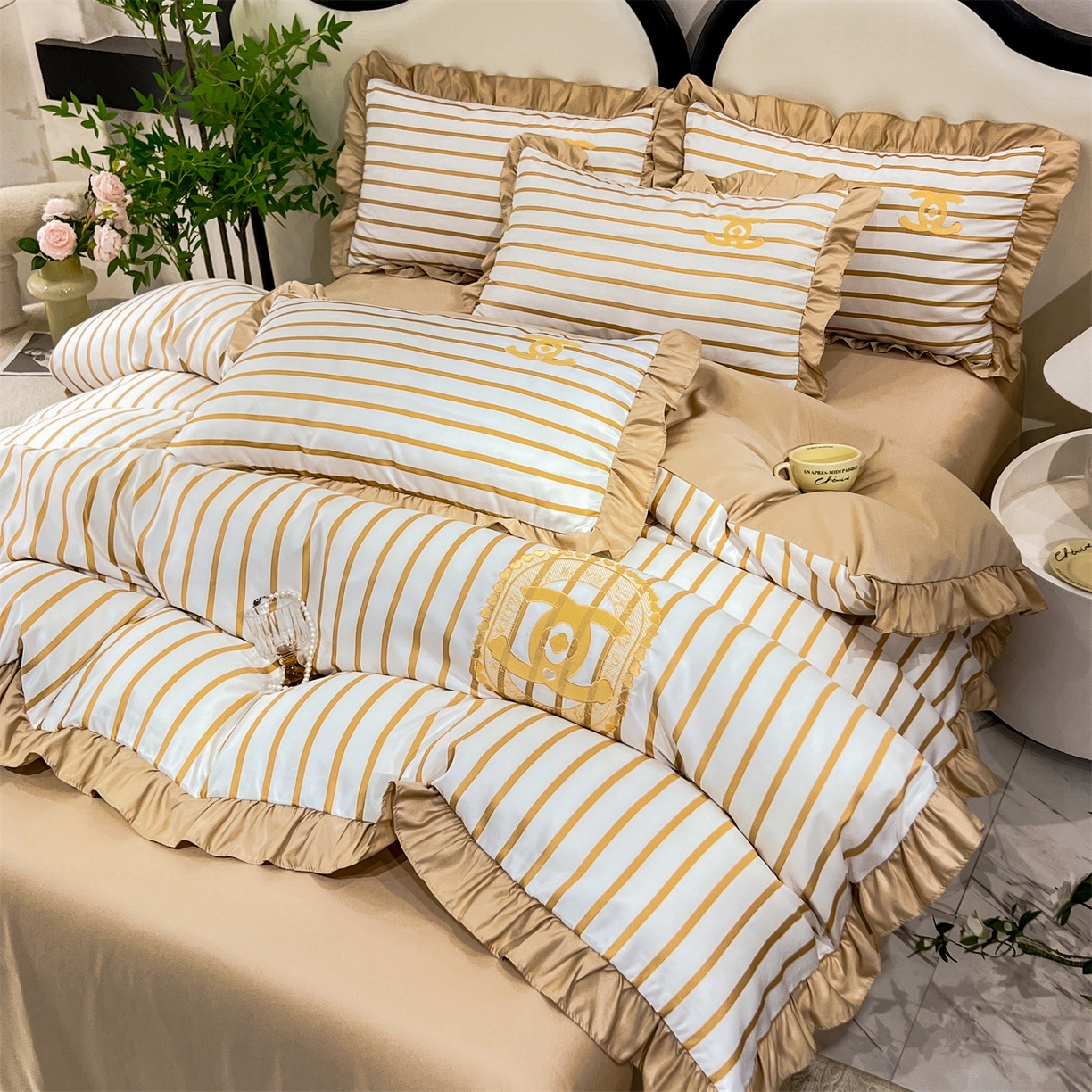 91家纺网 家纺一手货源 找家纺 经年 2026新款水洗真丝韩版四件套 浅夏-香槟