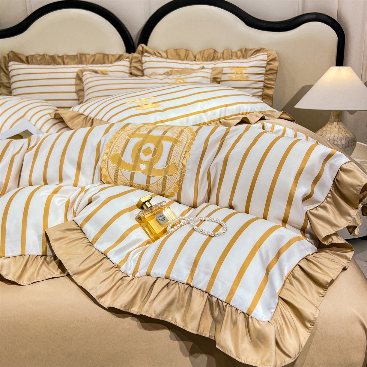 91家纺网 家纺一手货源 找家纺 经年 2026新款水洗真丝韩版四件套 浅夏-香槟