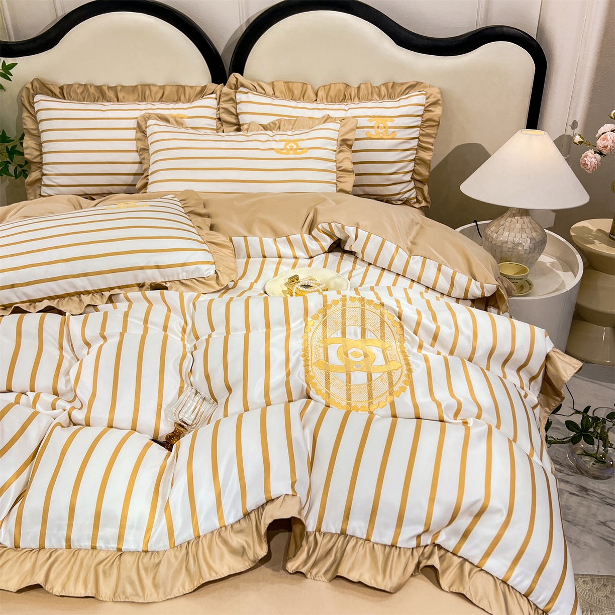 91家纺网 家纺一手货源 找家纺 经年 2026新款水洗真丝韩版四件套 浅夏-香槟