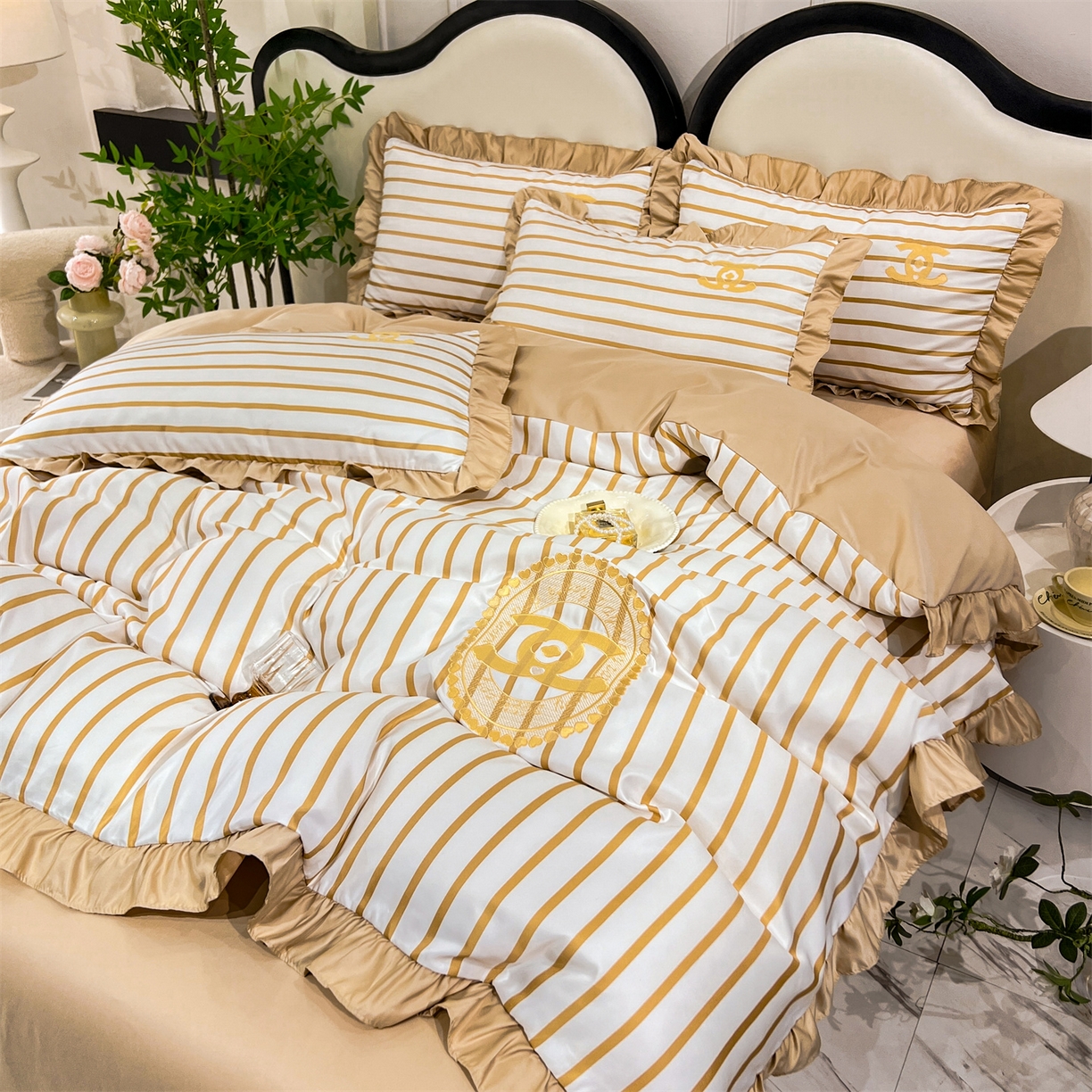 91家纺网 家纺一手货源 找家纺 经年 2026新款水洗真丝韩版四件套 浅夏-香槟