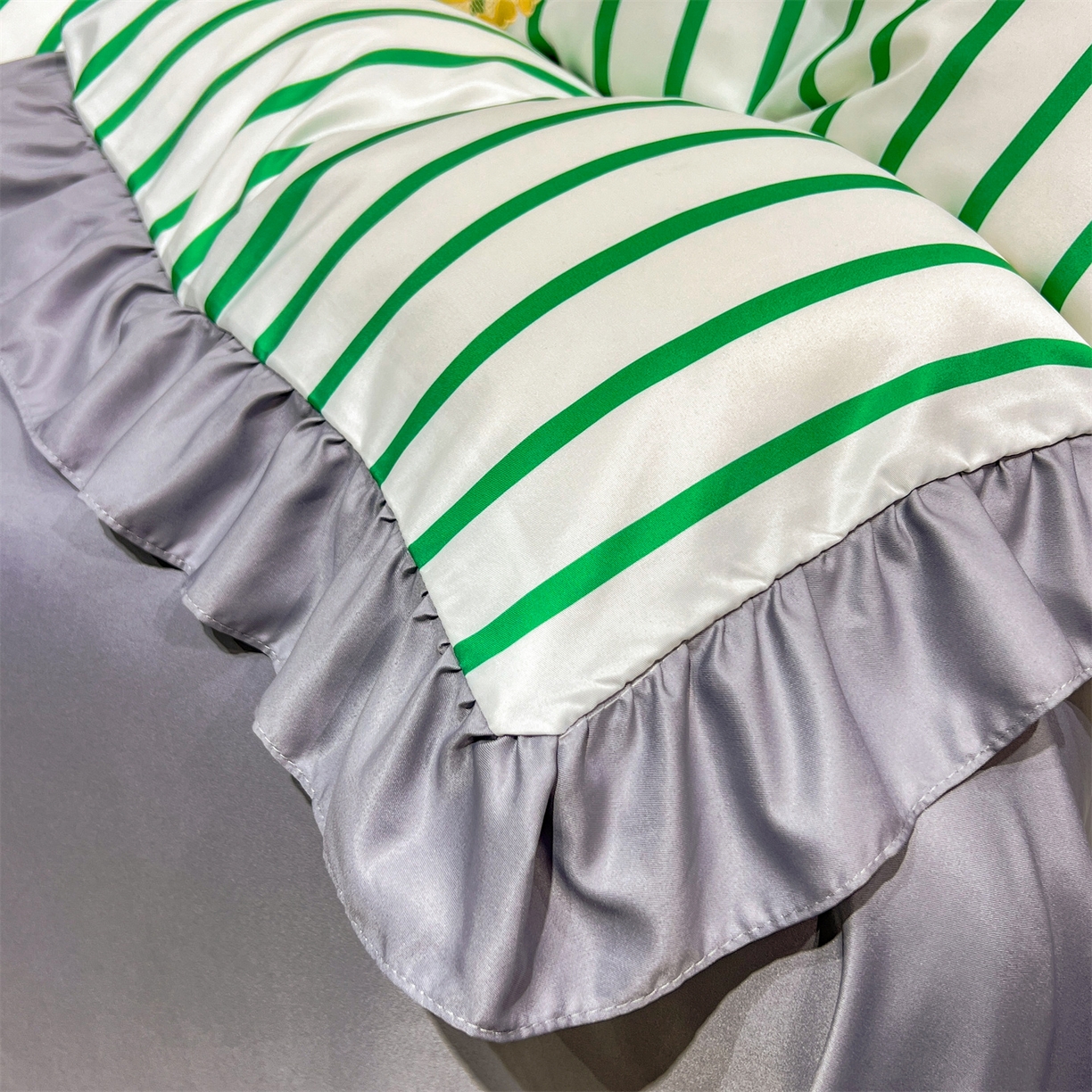 91家纺网 家纺一手货源 找家纺 经年 2026新款水洗真丝韩版四件套 浅夏-香草灰