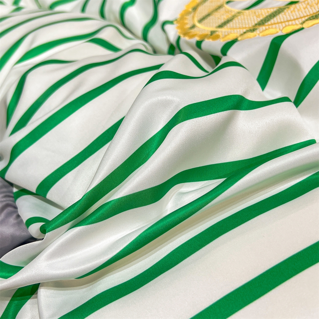 91家纺网 家纺一手货源 找家纺 经年 2026新款水洗真丝韩版四件套 浅夏-香草灰