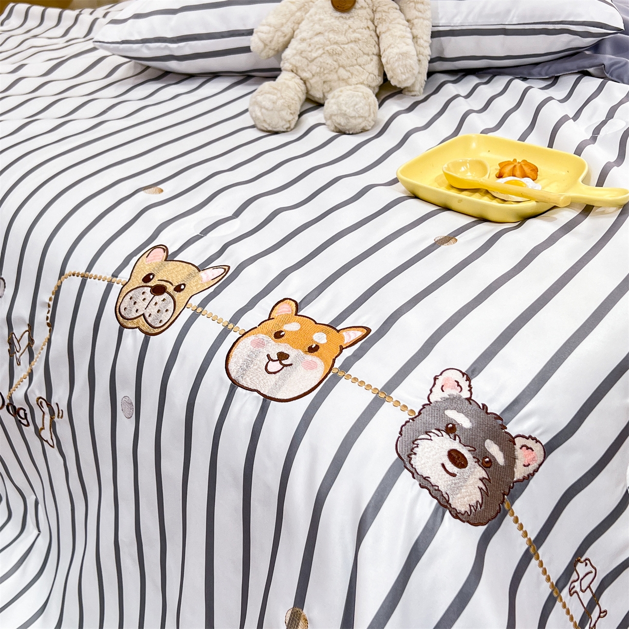 91家纺网 家纺一手货源 找家纺 经年 2026新款水洗真丝四件套-好伙伴 好伙伴-灰