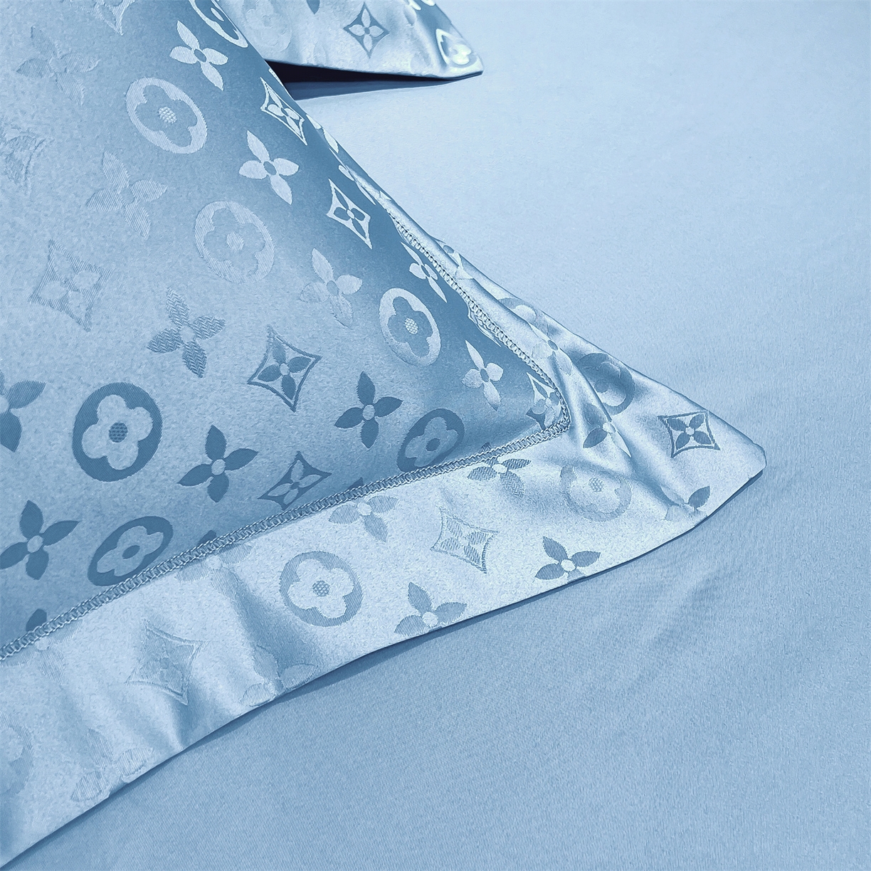 91家纺网 家纺一手货源 找家纺 经年 2026新款水洗真丝提花四件套 格林-天蓝