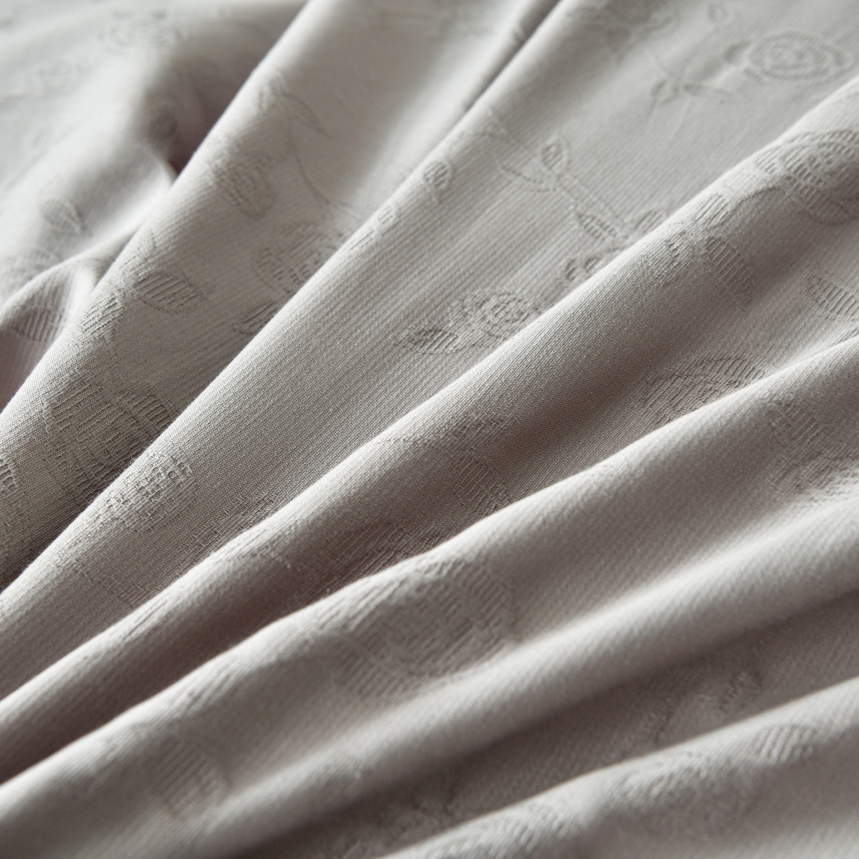 91家纺网 家纺一手货源 找家纺 菡宝 2026春夏新款全棉纯棉色织提花四件套-中古玫瑰 中古玫瑰 浅灰