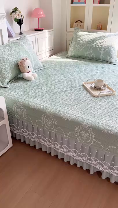 91家纺网 家纺一手货源 找家纺 手艺人家纺 2026新款四季通用榻榻米纯棉床盖专用防滑夹棉绗缝床单坑盖炕罩垫子可机洗定制 风情米兰绿