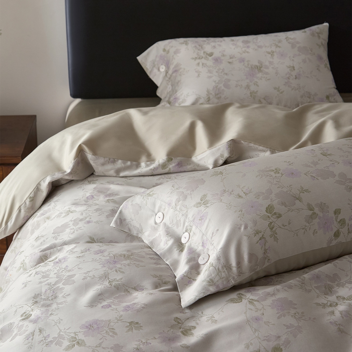 91家纺网 家纺一手货源 找家纺 ONE TWO ONE 121 2026新款100s50支长绒棉全棉床上用品色织提花四件套纽扣款-梦谷花园风格一 梦谷花园-青绿