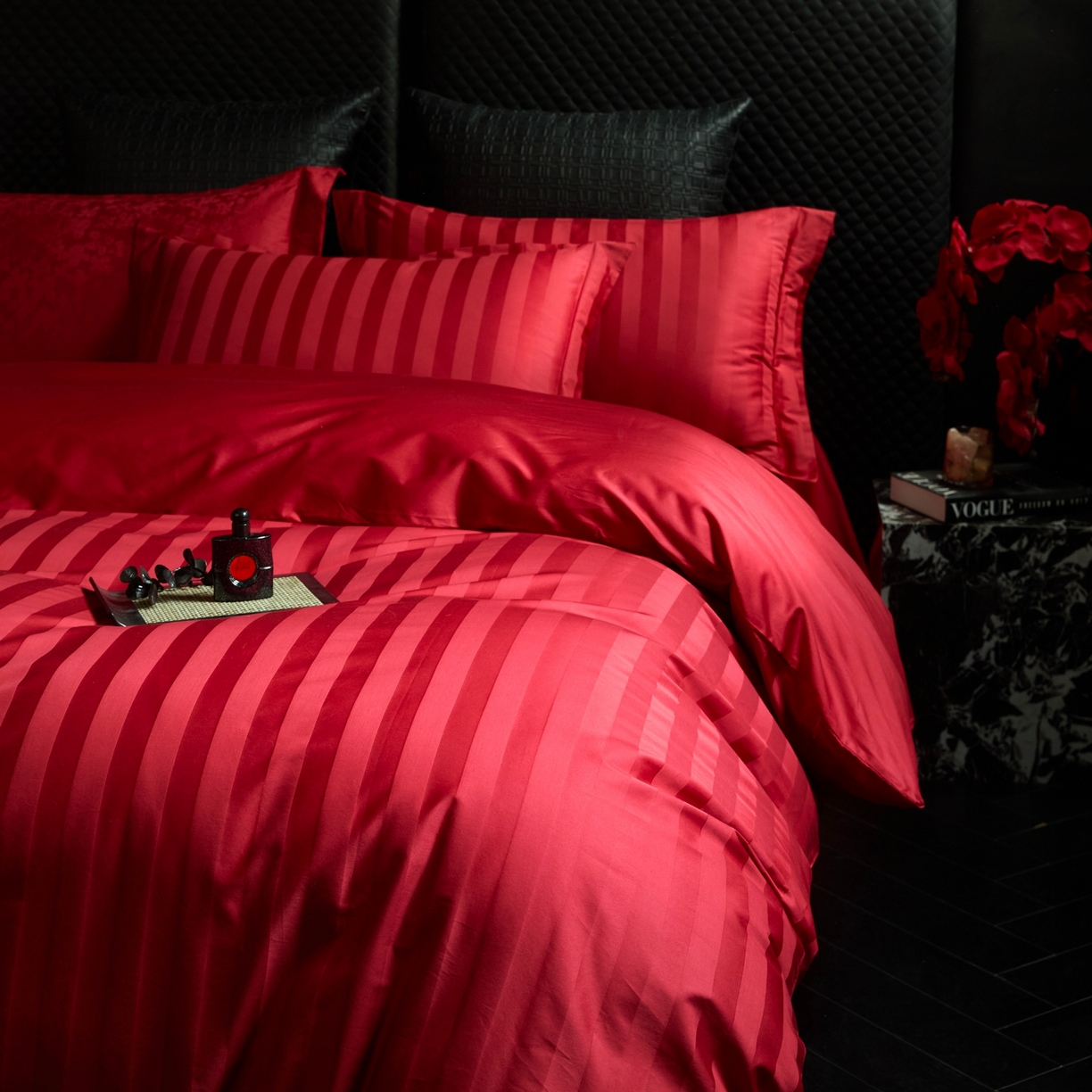 91家纺网 家纺一手货源 找家纺 （总）ONE TWO ONE 121 【控价商品】【提供买家秀】  2026新款全棉100s长绒棉结婚婚庆提花四件套