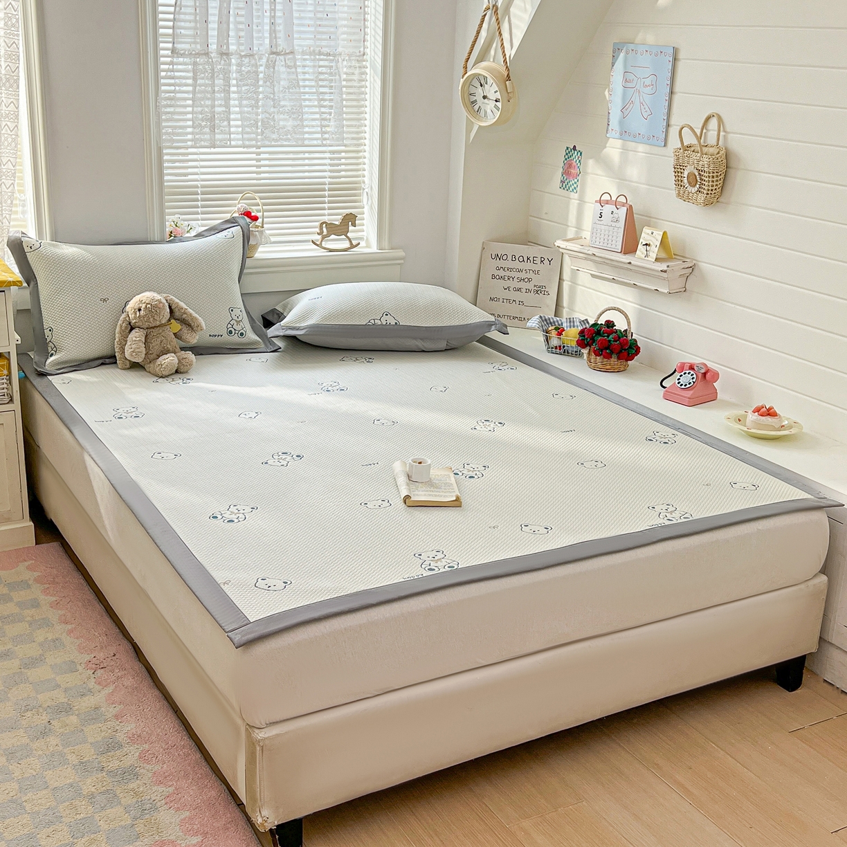 91家纺网 家纺一手货源 找家纺 十里居 2026春夏新款A类凉感PE卡通提花凉席席子空调软席 happy小熊