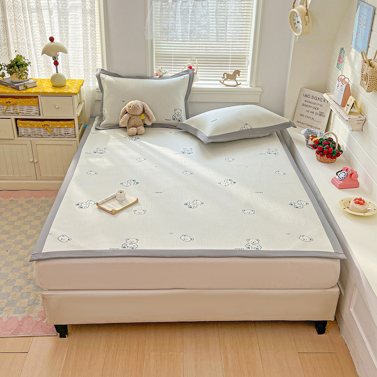 91家纺网 家纺一手货源 找家纺 十里居 2026春夏新款A类凉感PE卡通提花凉席席子空调软席 happy小熊