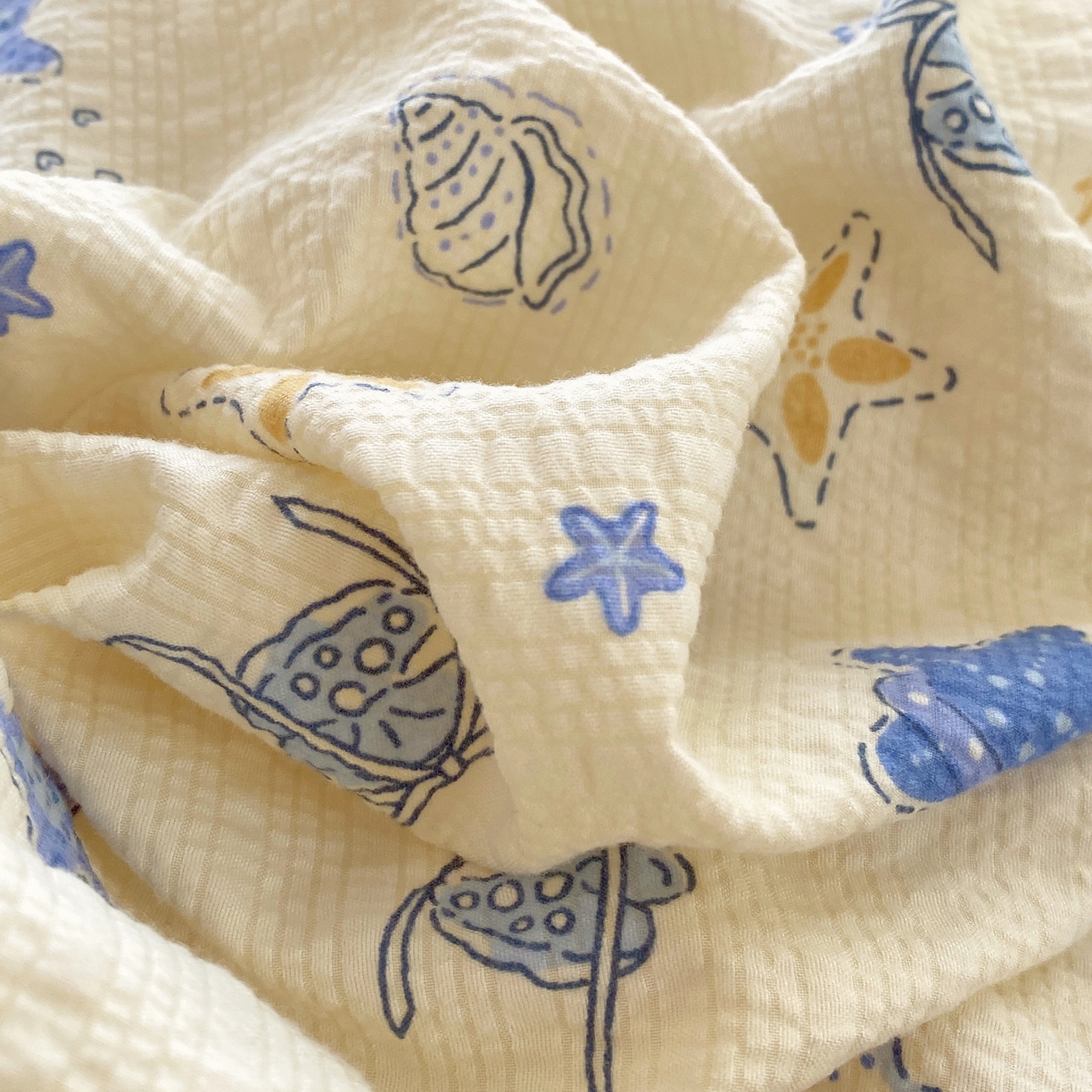 91家纺网 家纺一手货源 找家纺 莱米家纺 2026新款云感泡泡纱双层纱床盖四件套 海底星星