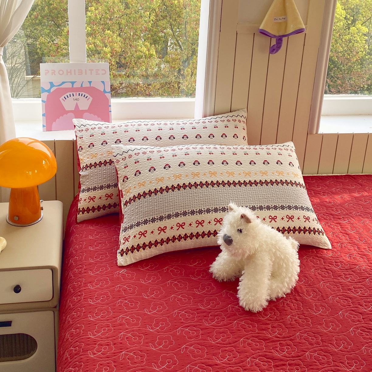 91家纺网 家纺一手货源 找家纺 莱米家纺 2026新款云感泡泡纱双层纱床盖四件套 费尔岛红