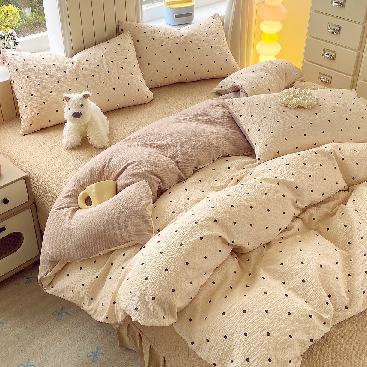 91家纺网 家纺一手货源 找家纺 莱米家纺 2026新款云感泡泡纱双层纱床盖四件套 卡其波点