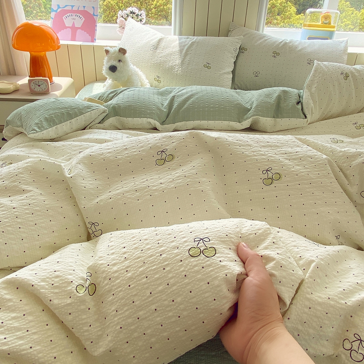 91家纺网 家纺一手货源 找家纺 莱米家纺 2026新款云感泡泡纱双层纱床盖四件套 绿樱桃