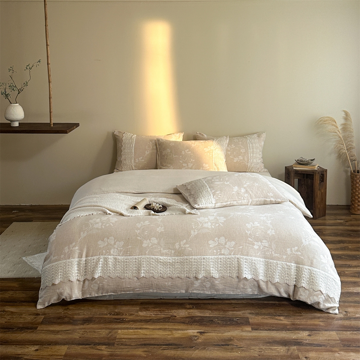 91家纺网 家纺一手货源 找家纺 （总）爱丽丝 2026新款棉麻双层纱四件套-素枝木兮花边款