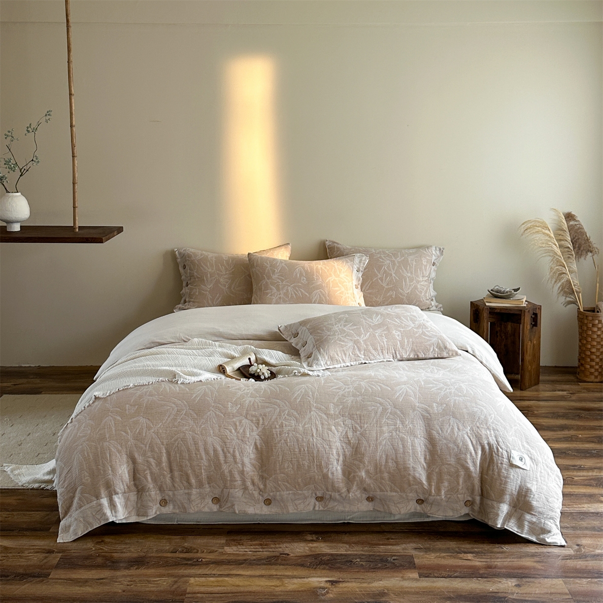 91家纺网 家纺一手货源 找家纺 （总）爱丽丝 2026新款棉麻双层纱四件套-竹影栖蝶纽扣款