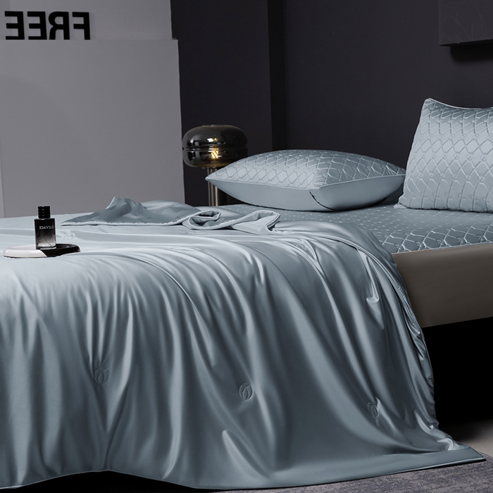 91家纺网 家纺一手货源 找家纺 阿那亚 2026新款冰萃凉感硅胶凉席三件套夏被四件套 冰月蓝