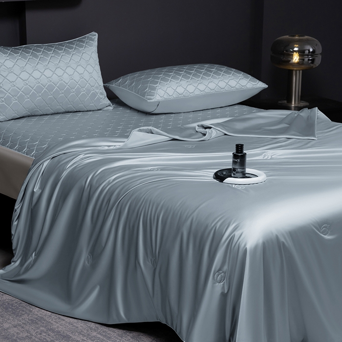 91家纺网 家纺一手货源 找家纺 阿那亚 2026新款冰萃凉感硅胶凉席三件套夏被四件套 冰月蓝