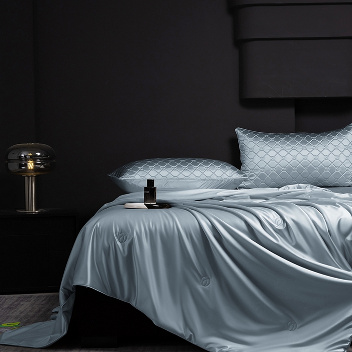 91家纺网 家纺一手货源 找家纺 阿那亚 2026新款冰萃凉感硅胶凉席三件套夏被四件套 冰月蓝