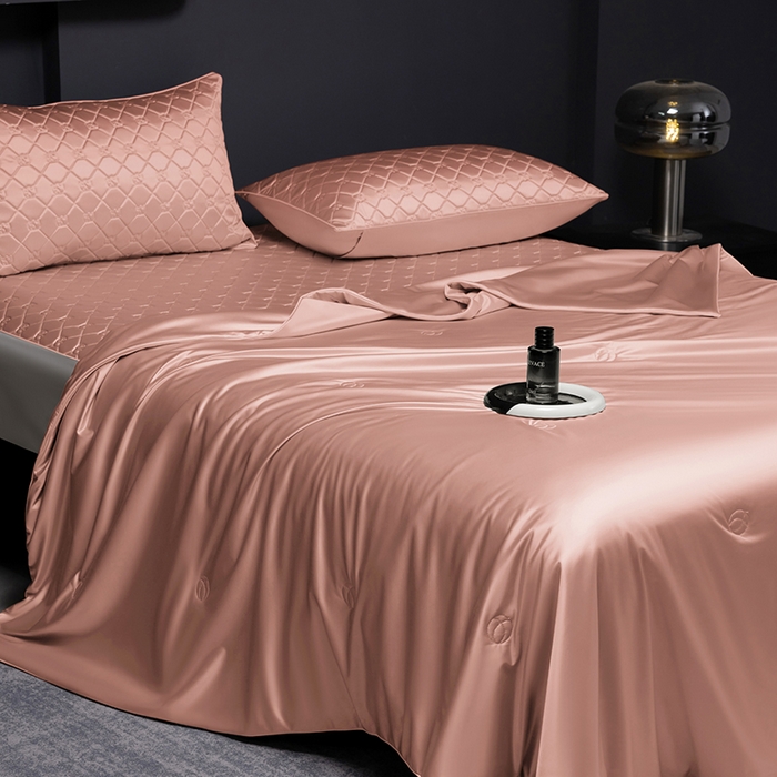 91家纺网 家纺一手货源 找家纺 阿那亚 2026新款冰萃凉感硅胶凉席三件套夏被四件套 玫瑰粉