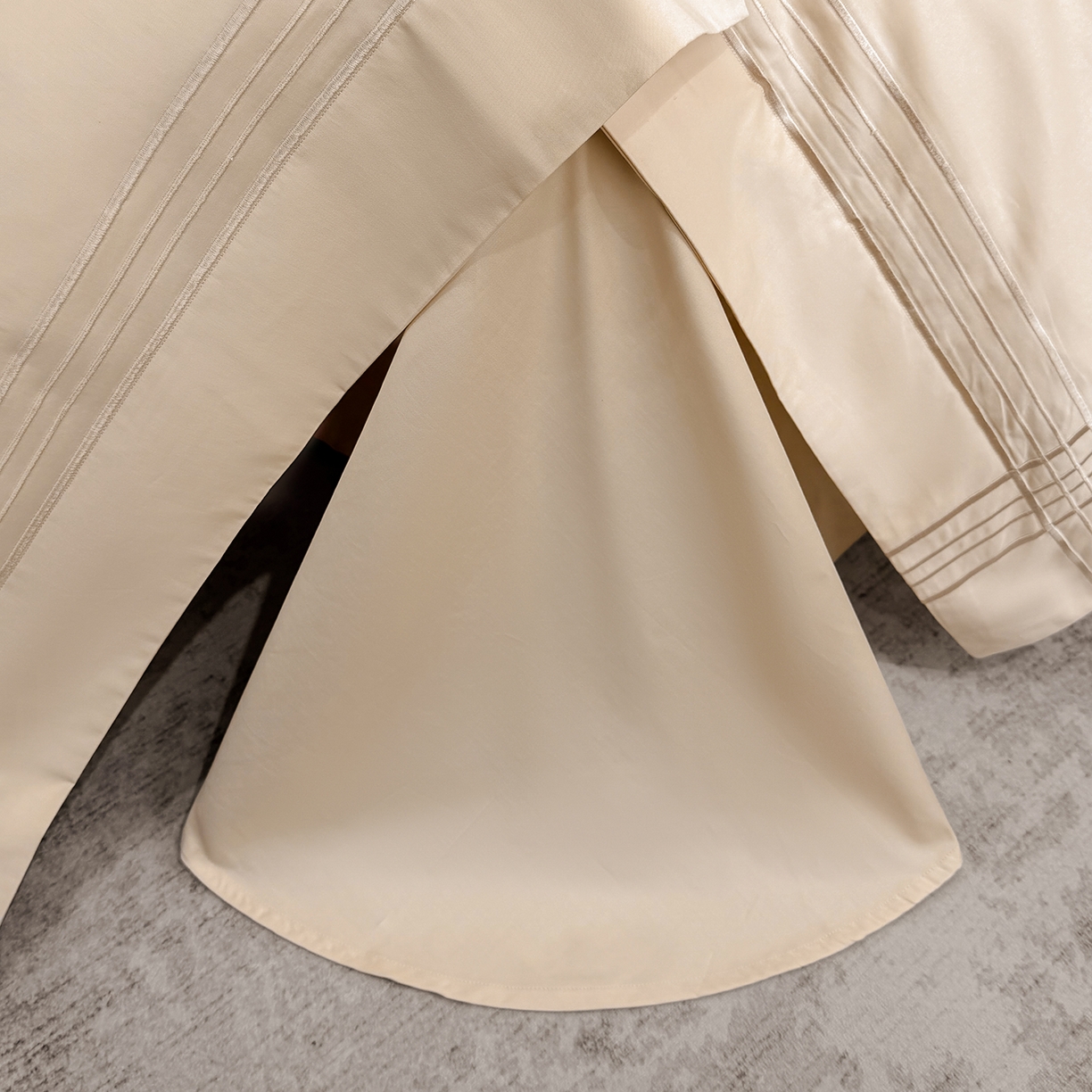 91家纺网 家纺一手货源 找家纺 星蕴家纺 2026新款贡缎新疆长绒棉四件套-千寻 千寻香槟金