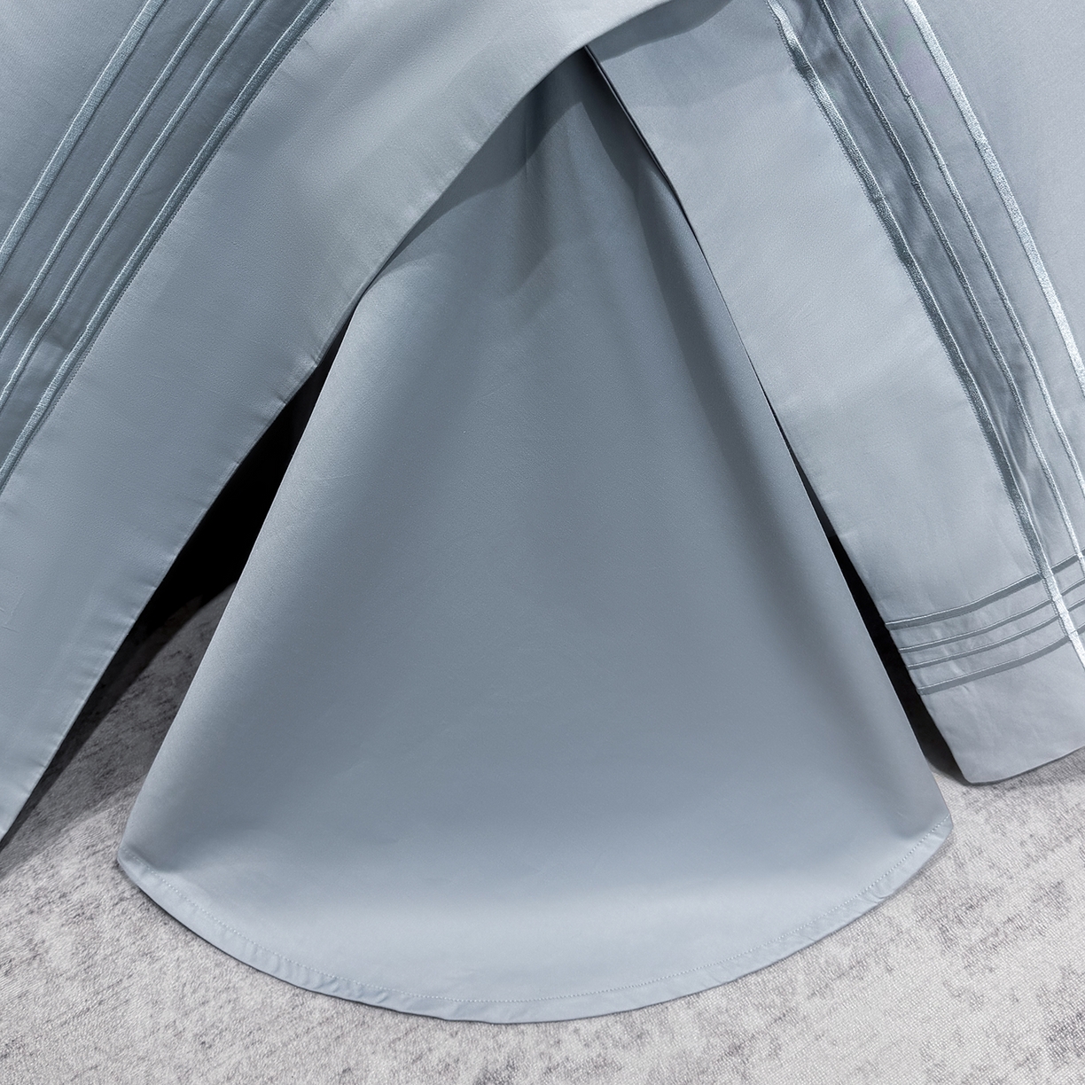 91家纺网 家纺一手货源 找家纺 星蕴家纺 2026新款贡缎新疆长绒棉四件套-千寻 千寻云山蓝