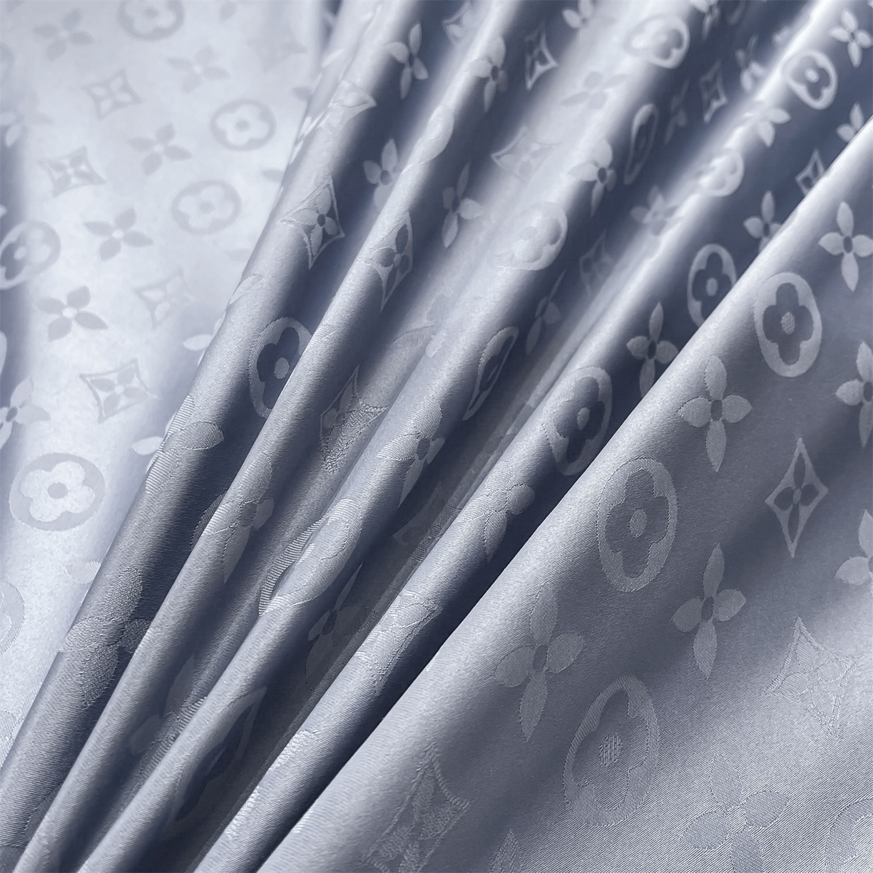 91家纺网 家纺一手货源 找家纺 （总）经年 2026新款60S贡缎提花水洗真丝四件套