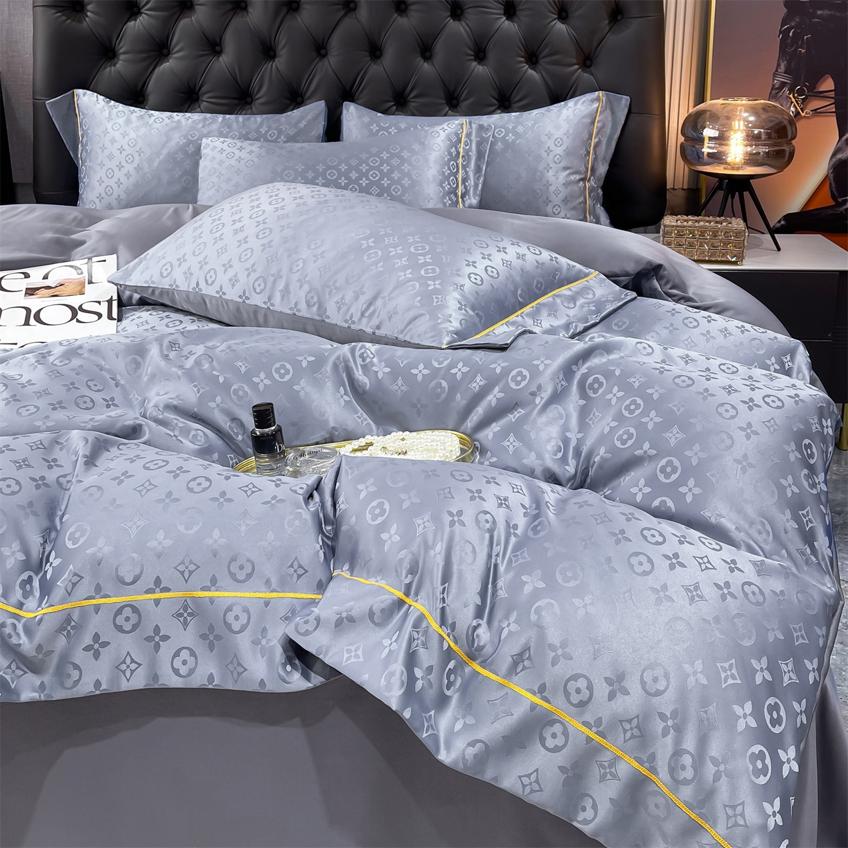 91家纺网 家纺一手货源 找家纺 经年 2026新款60S贡缎提花水洗真丝四件套 艾诺维-浅石灰